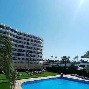 Close To Yumbo,free Parking Playa del Inglés